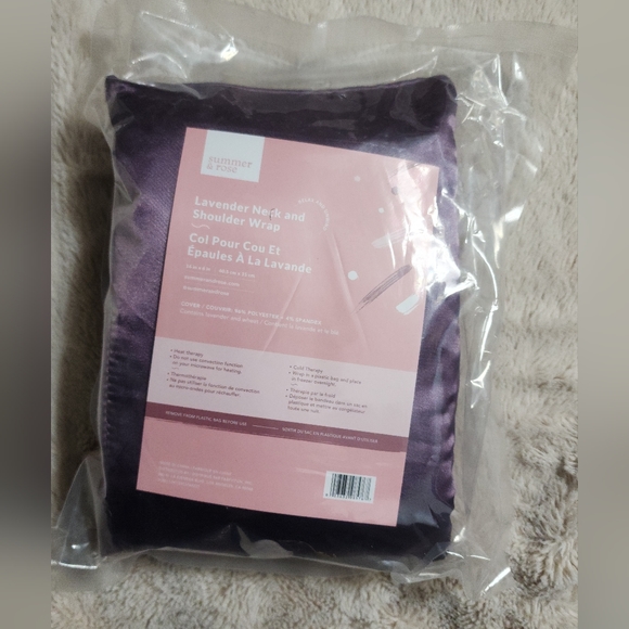 New - Neck and Shoulder Wrap - Picture 1 of 3